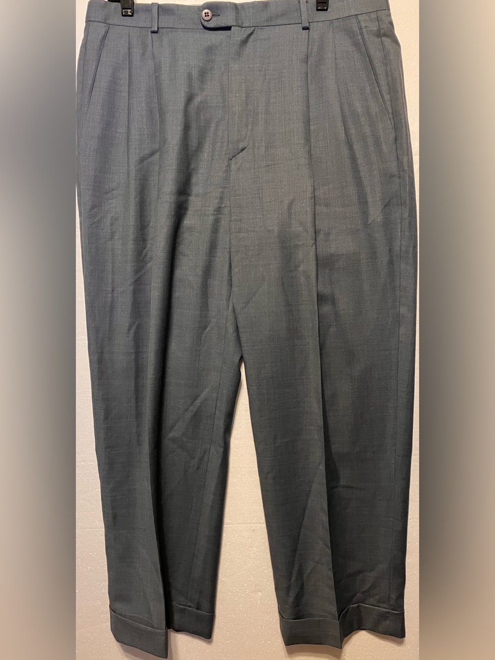 Zanella Platinum 36 Loro Piana Super 120’s Pleated Dress Pants — Gray Italy made